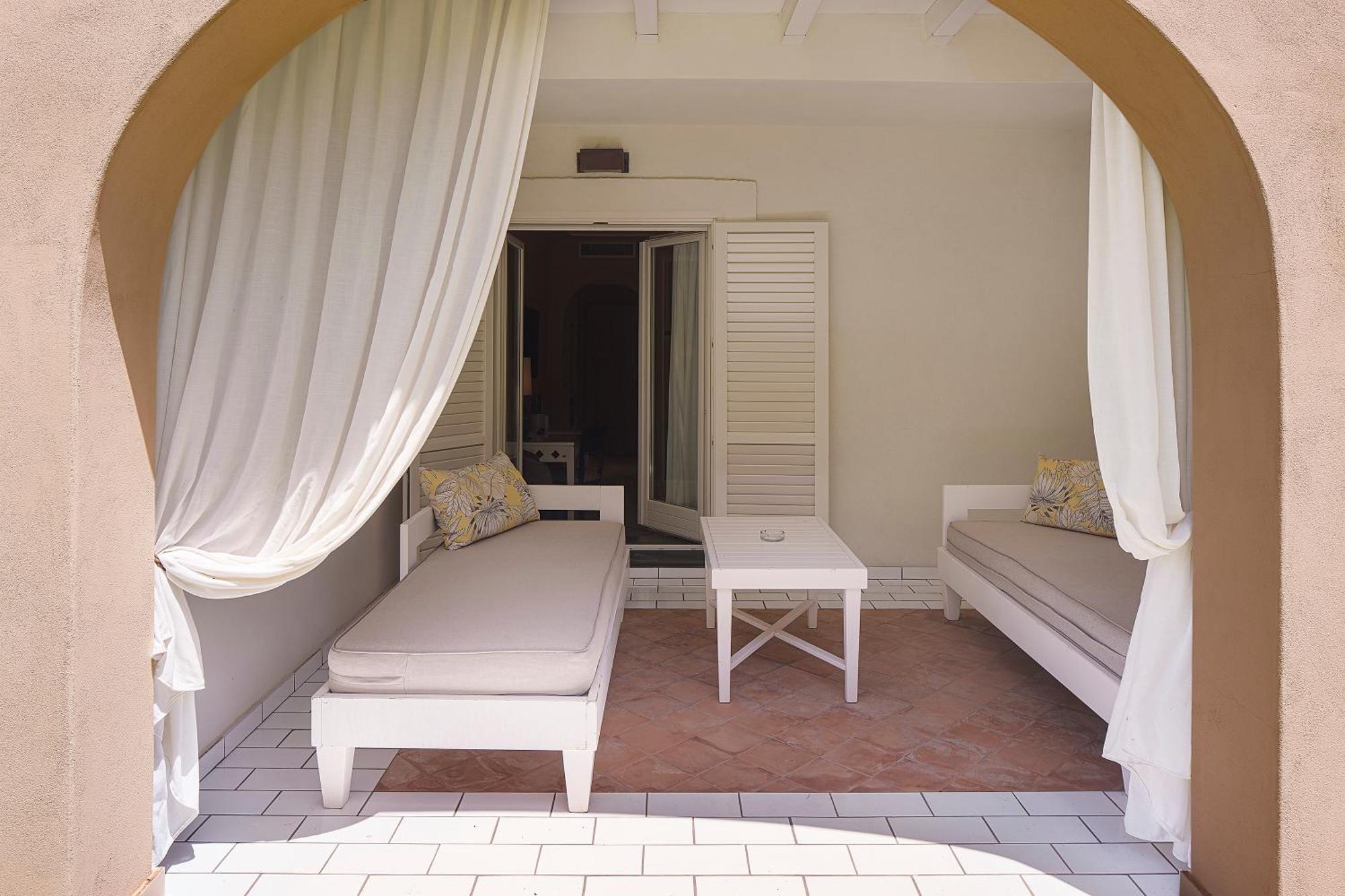Therasia Resort Sea And Spa - The Leading Hotels Of The World Вулкано Экстерьер фото