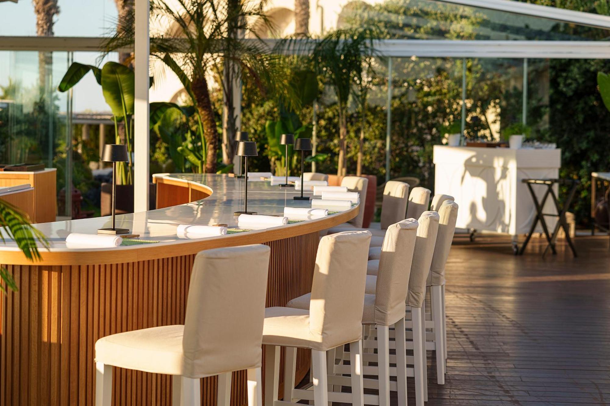 Therasia Resort Sea And Spa - The Leading Hotels Of The World Вулкано Экстерьер фото